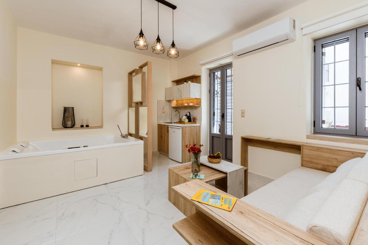 Emeli Suites ハニア エクステリア 写真
