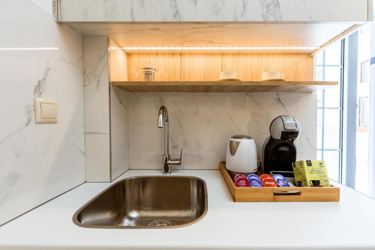 Emeli Suites ハニア エクステリア 写真