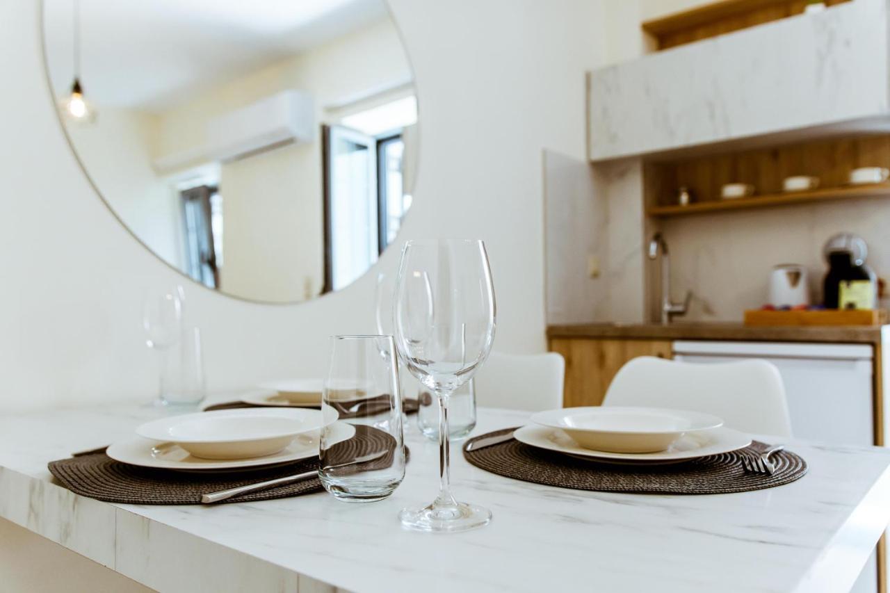 Emeli Suites ハニア エクステリア 写真